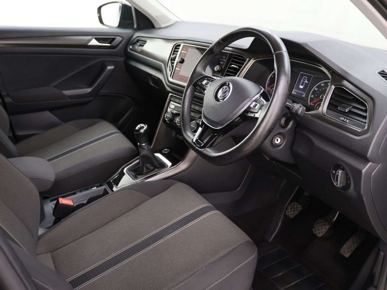 2019 VOLKSWAGEN T-ROC 2019 VOLKSWAGEN T-ROC