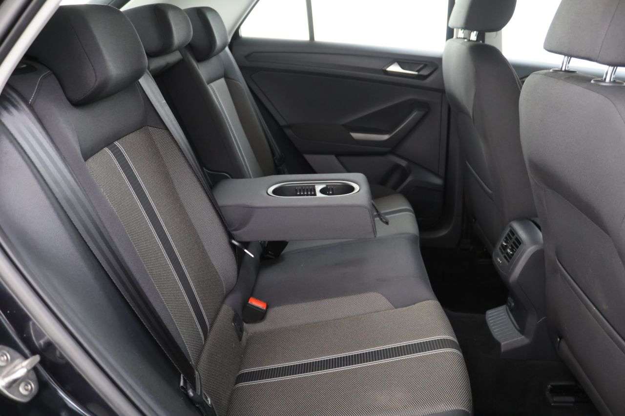 2019 VOLKSWAGEN T-ROC 2019 VOLKSWAGEN T-ROC