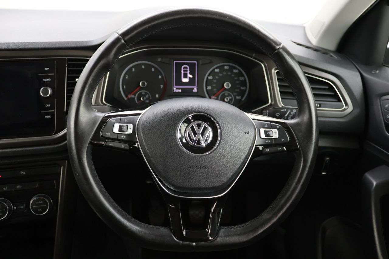 2019 VOLKSWAGEN T-ROC 2019 VOLKSWAGEN T-ROC