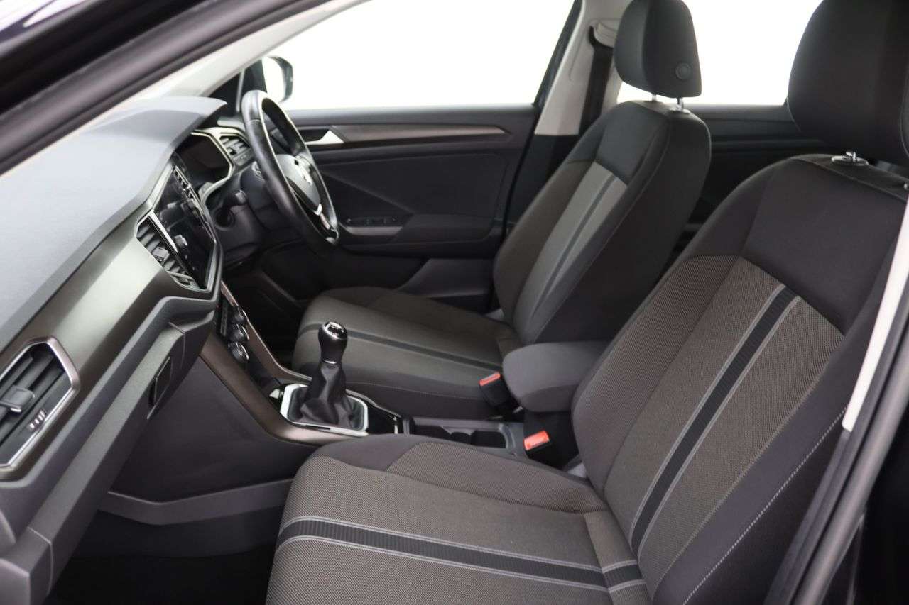 2019 VOLKSWAGEN T-ROC 2019 VOLKSWAGEN T-ROC