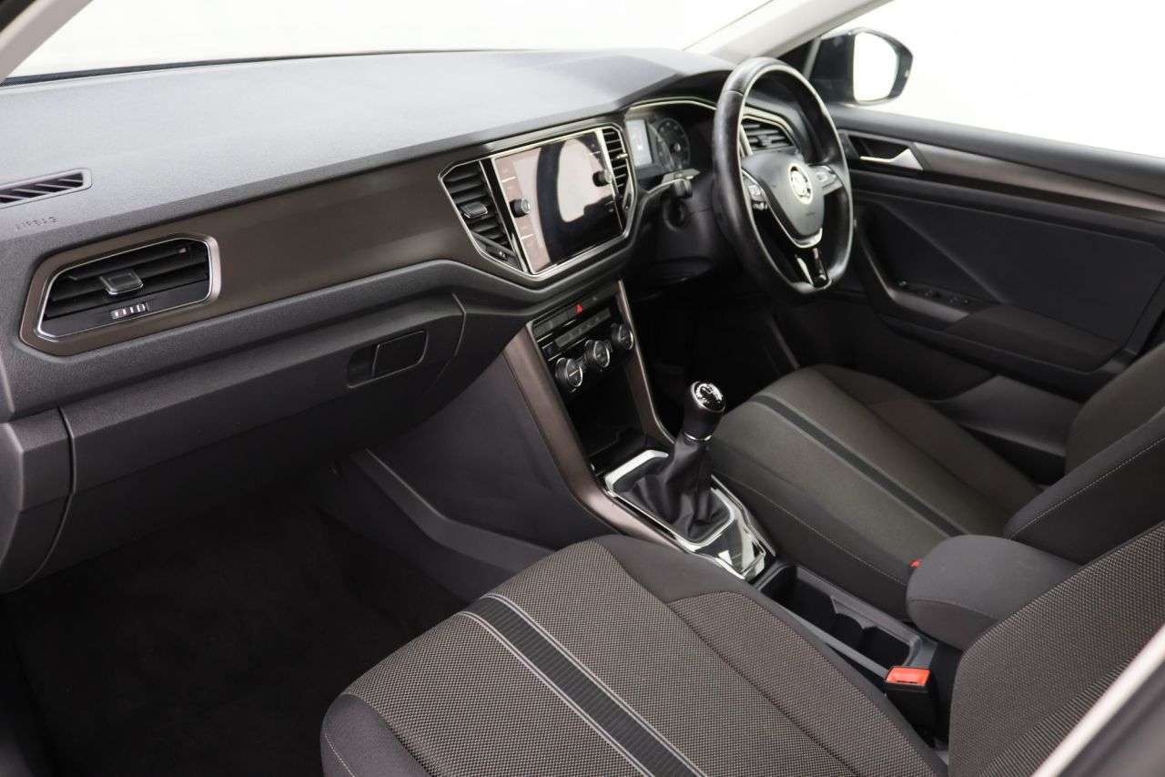 2019 VOLKSWAGEN T-ROC 2019 VOLKSWAGEN T-ROC