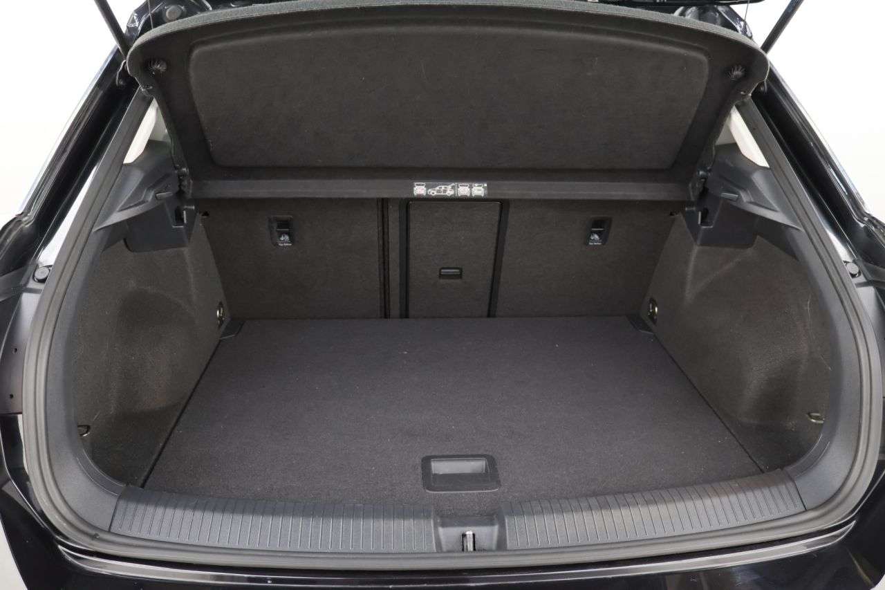 2019 VOLKSWAGEN T-ROC 2019 VOLKSWAGEN T-ROC