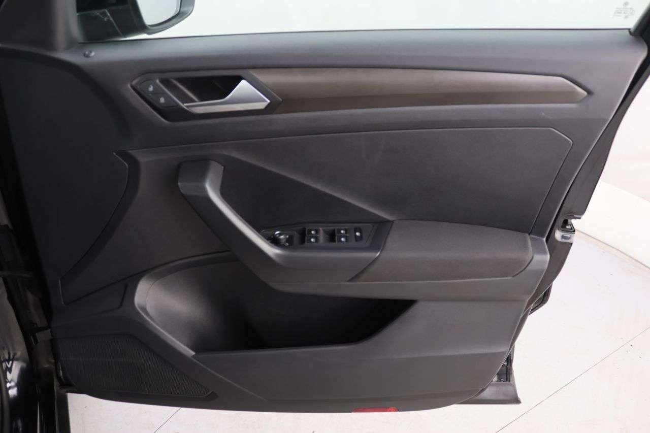 2019 VOLKSWAGEN T-ROC 2019 VOLKSWAGEN T-ROC