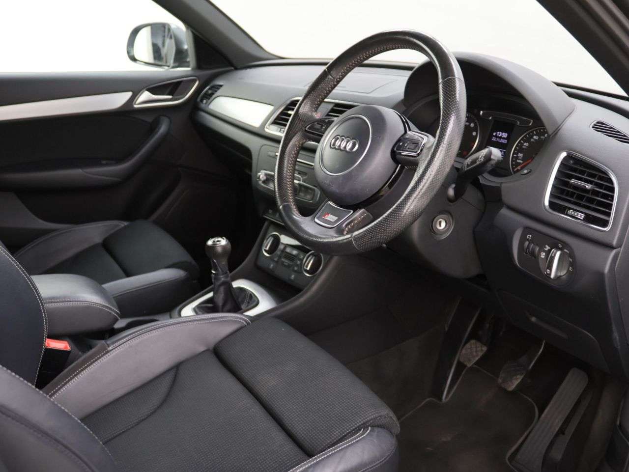 2017 AUDI Q3 2017 AUDI Q3