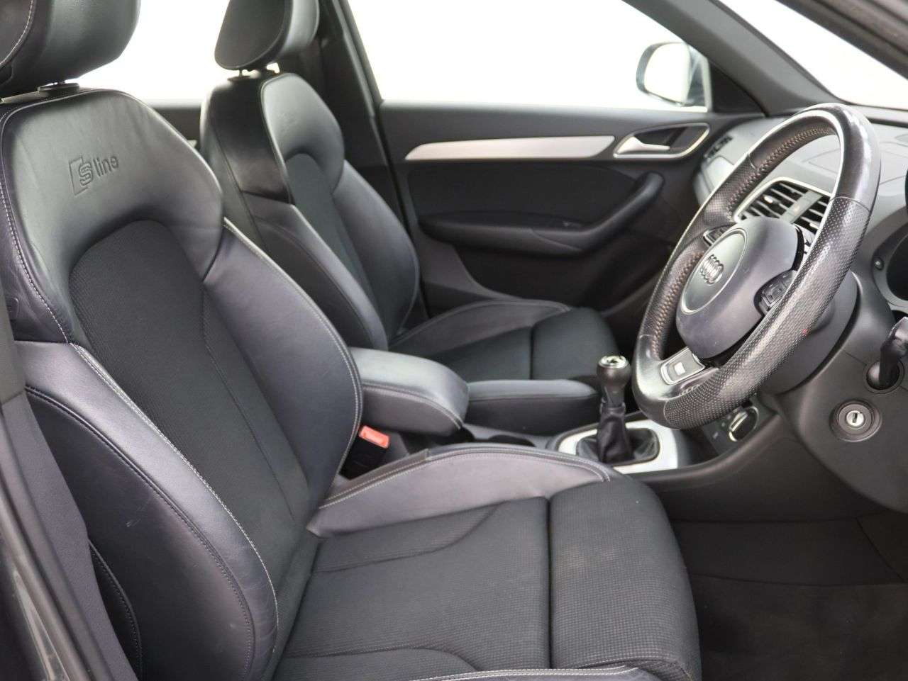 2017 AUDI Q3 2017 AUDI Q3