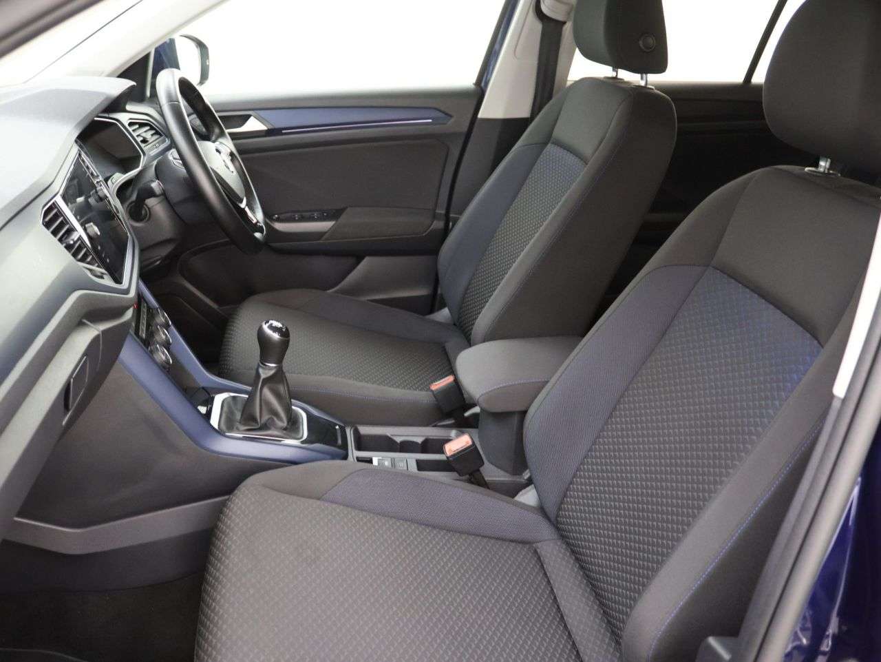 2021 VOLKSWAGEN T-ROC 2021 VOLKSWAGEN T-ROC