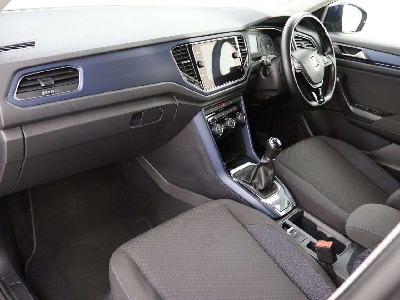 2021 VOLKSWAGEN T-ROC 2021 VOLKSWAGEN T-ROC