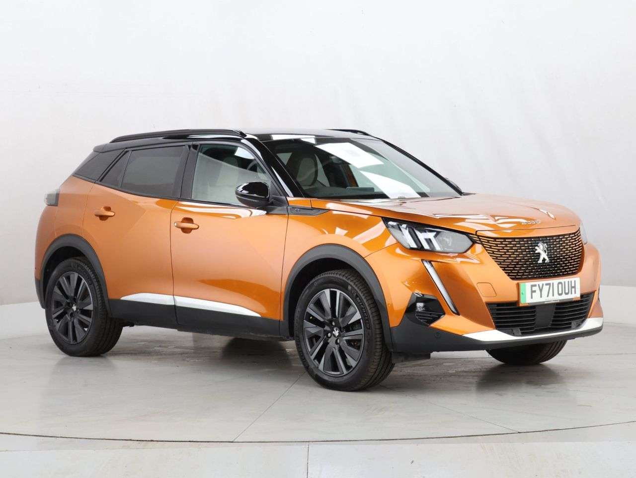 A 2021 PEUGEOT E-2008 50kWh GT Premium SUV 5dr Electric Auto (136 ps) A 2021 PEUGEOT E-2008 50kWh GT Premium SUV 5dr Electric Auto (136 ps)