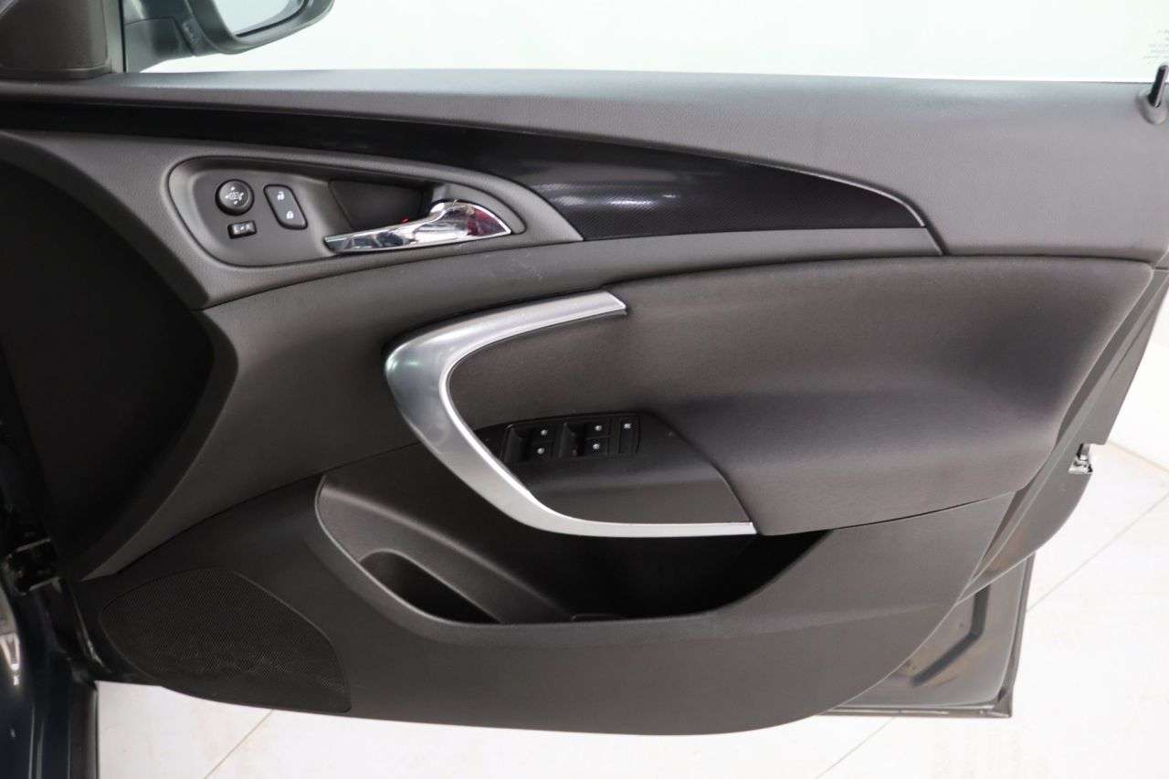 2016 VAUXHALL INSIGNIA 2016 VAUXHALL INSIGNIA