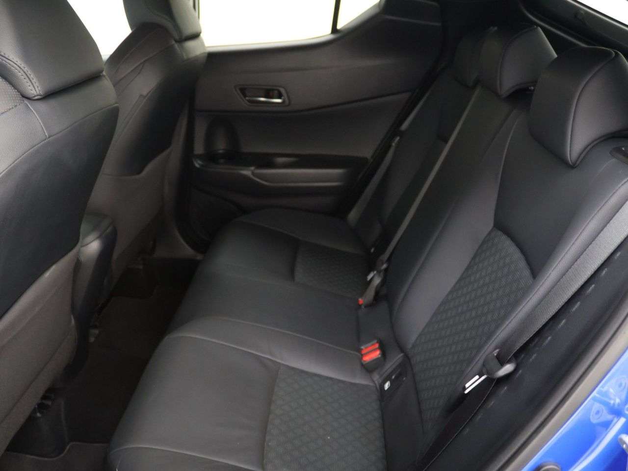 2022 TOYOTA C-HR 2022 TOYOTA C-HR