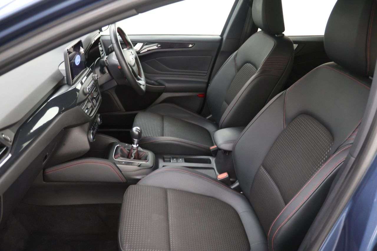 2022 FORD FOCUS 2022 FORD FOCUS