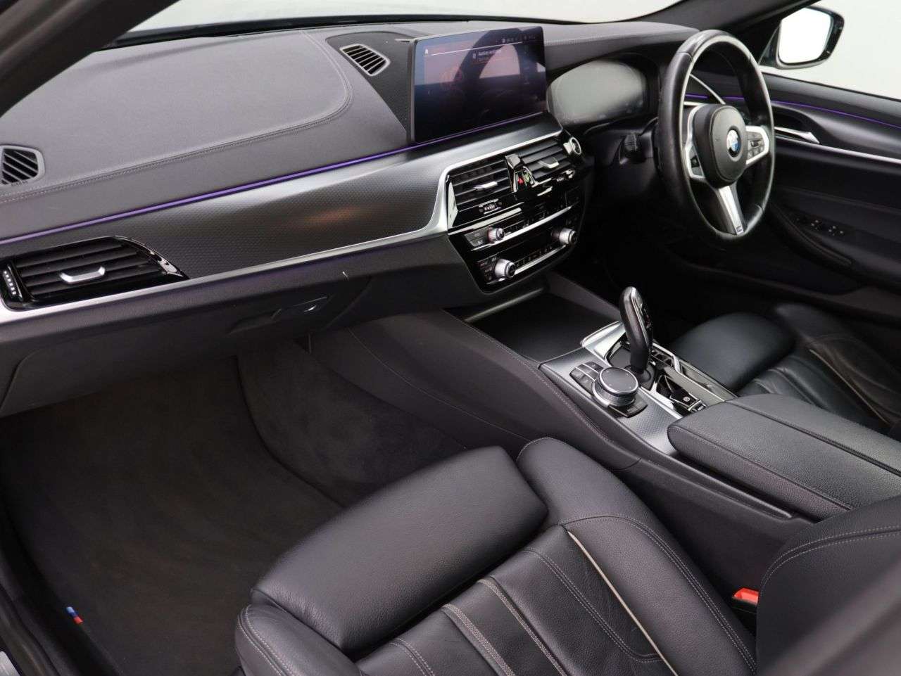 2020 BMW 5 SERIES 2020 BMW 5 SERIES