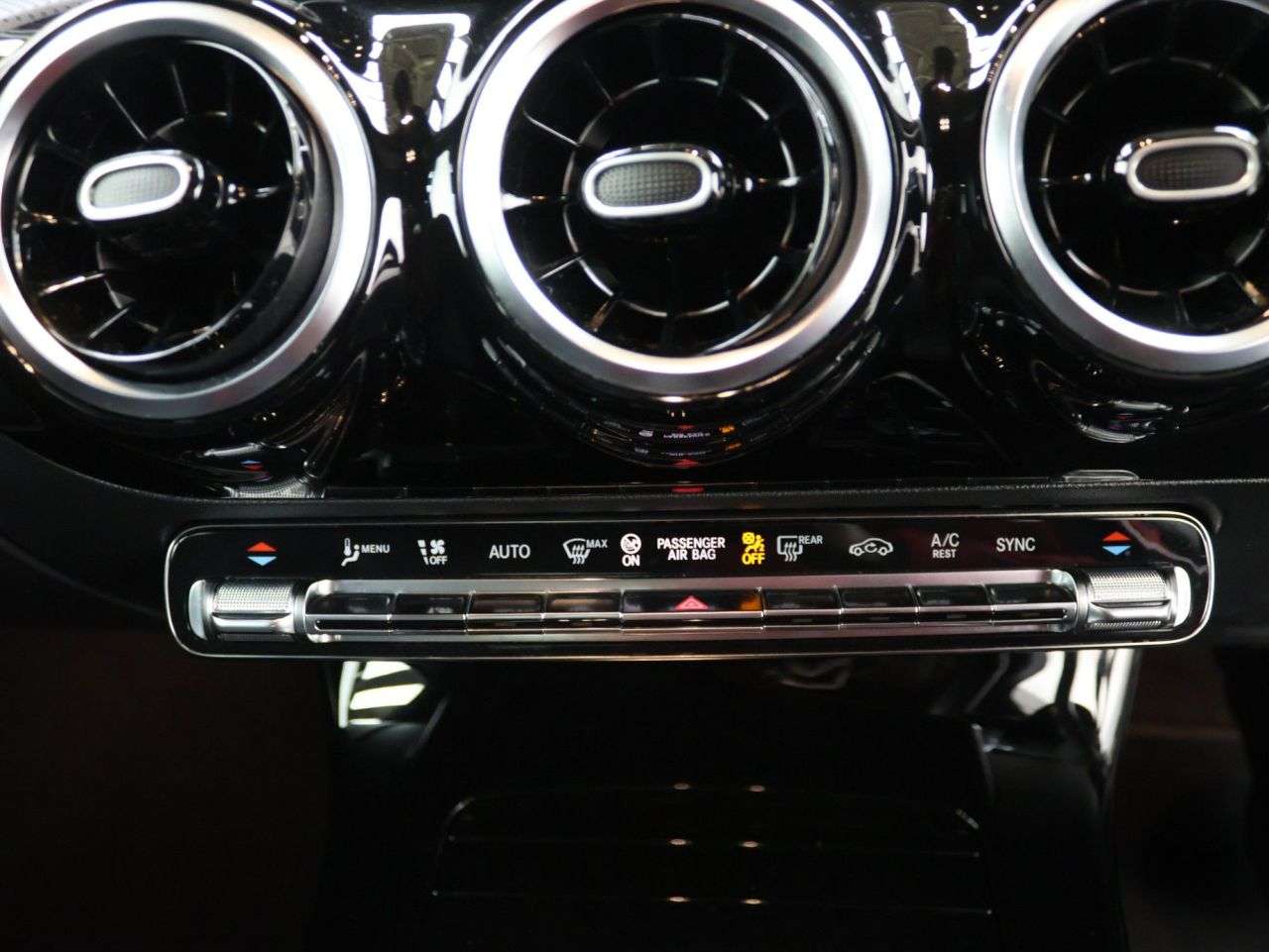 2020 MERCEDES-BENZ A CLASS 2020 MERCEDES-BENZ A CLASS