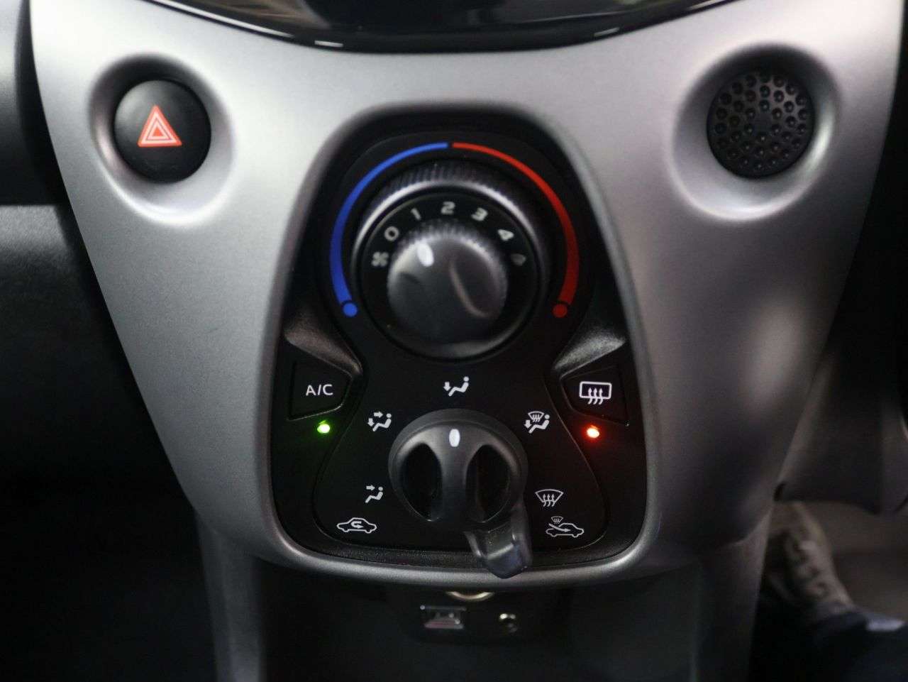 2021 TOYOTA AYGO 2021 TOYOTA AYGO