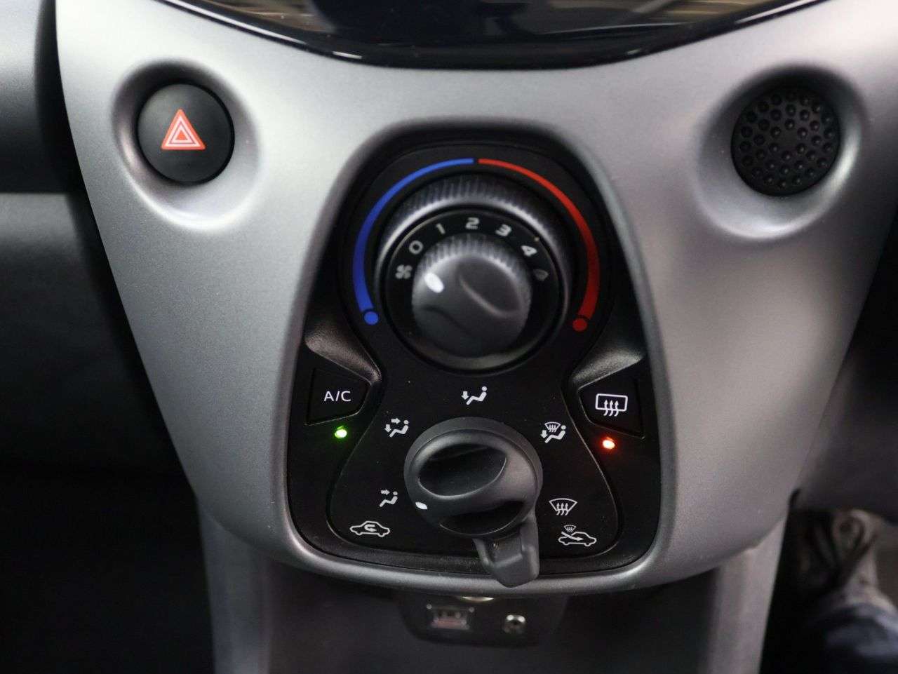 2021 TOYOTA AYGO 2021 TOYOTA AYGO
