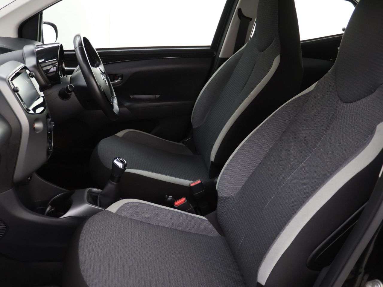 2021 TOYOTA AYGO 2021 TOYOTA AYGO