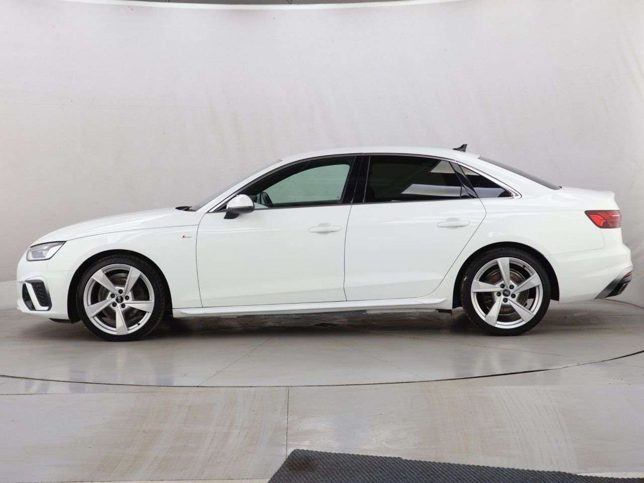 2022 AUDI A4 2022 AUDI A4