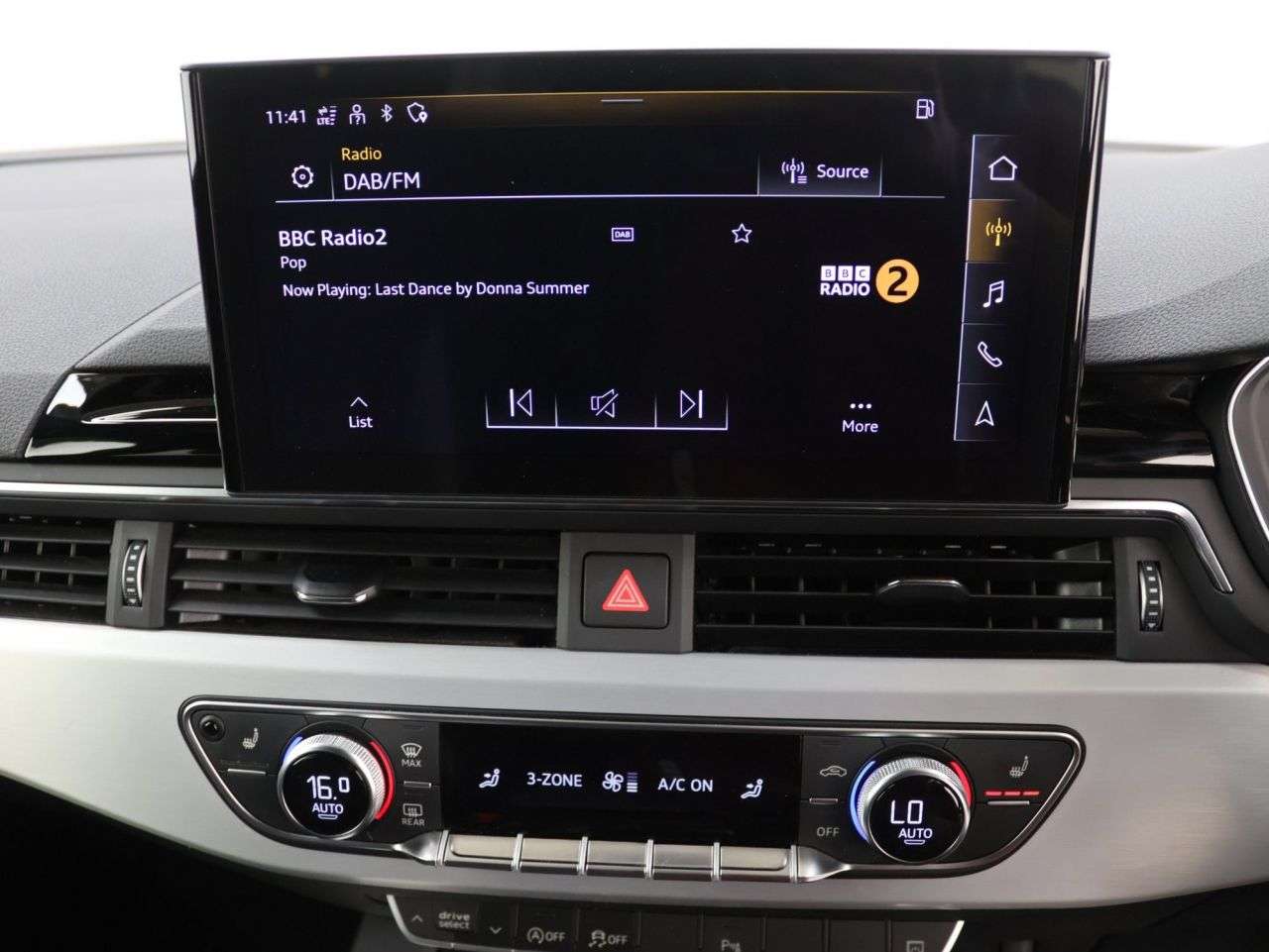 2022 AUDI A4 2022 AUDI A4