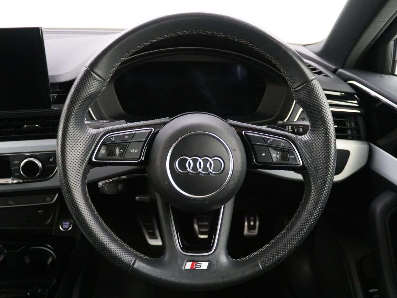 2022 AUDI A4 2022 AUDI A4