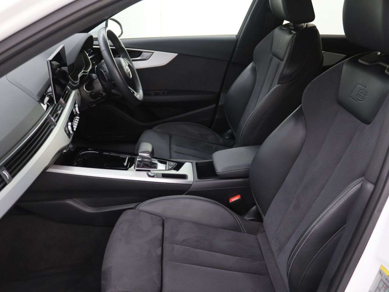 2022 AUDI A4 2022 AUDI A4