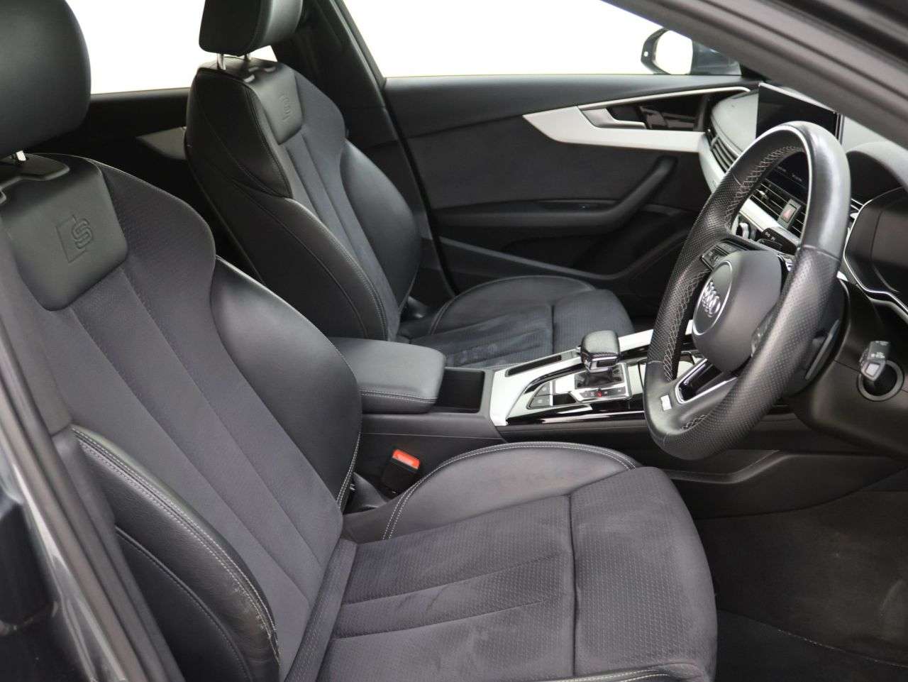 2023 AUDI A4 AVANT 2023 AUDI A4 AVANT