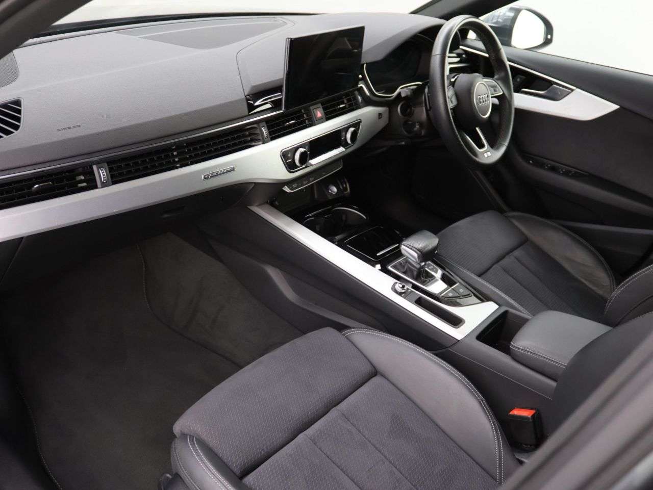 2023 AUDI A4 AVANT 2023 AUDI A4 AVANT