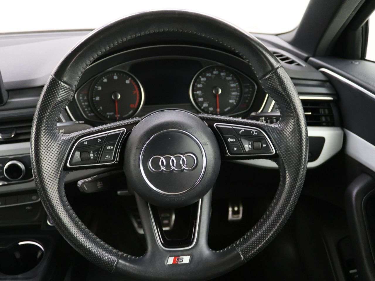 2017 AUDI A4 2017 AUDI A4