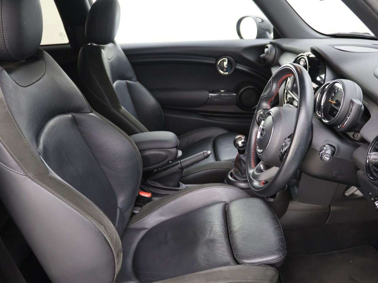 2019 MINI HATCH 2019 MINI HATCH