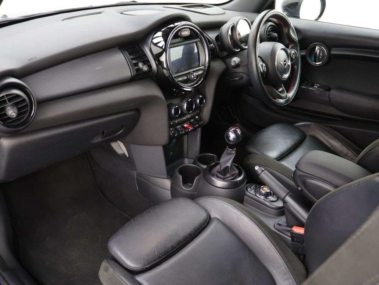 2019 MINI HATCH 2019 MINI HATCH