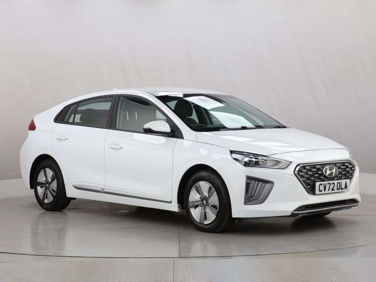 A 2022 HYUNDAI IONIQ 1.6 h-GDi SE Connect Hatchback 5dr Petrol Hybrid DCT Euro 6 (s/s) (141 ps) A 2022 HYUNDAI IONIQ 1.6 h-GDi SE Connect Hatchback 5dr Petrol Hybrid DCT Euro 6 (s/s) (141 ps)