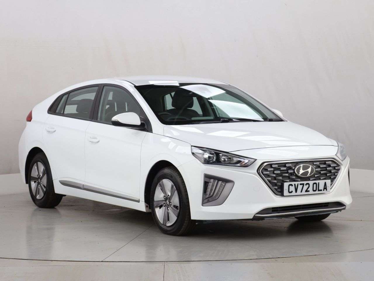 A 2022 HYUNDAI IONIQ 1.6 h-GDi SE Connect Hatchback 5dr Petrol Hybrid DCT Euro 6 (s/s) (141 ps) A 2022 HYUNDAI IONIQ 1.6 h-GDi SE Connect Hatchback 5dr Petrol Hybrid DCT Euro 6 (s/s) (141 ps)