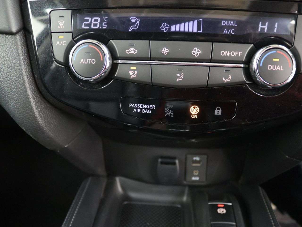 2020 NISSAN X-TRAIL 2020 NISSAN X-TRAIL