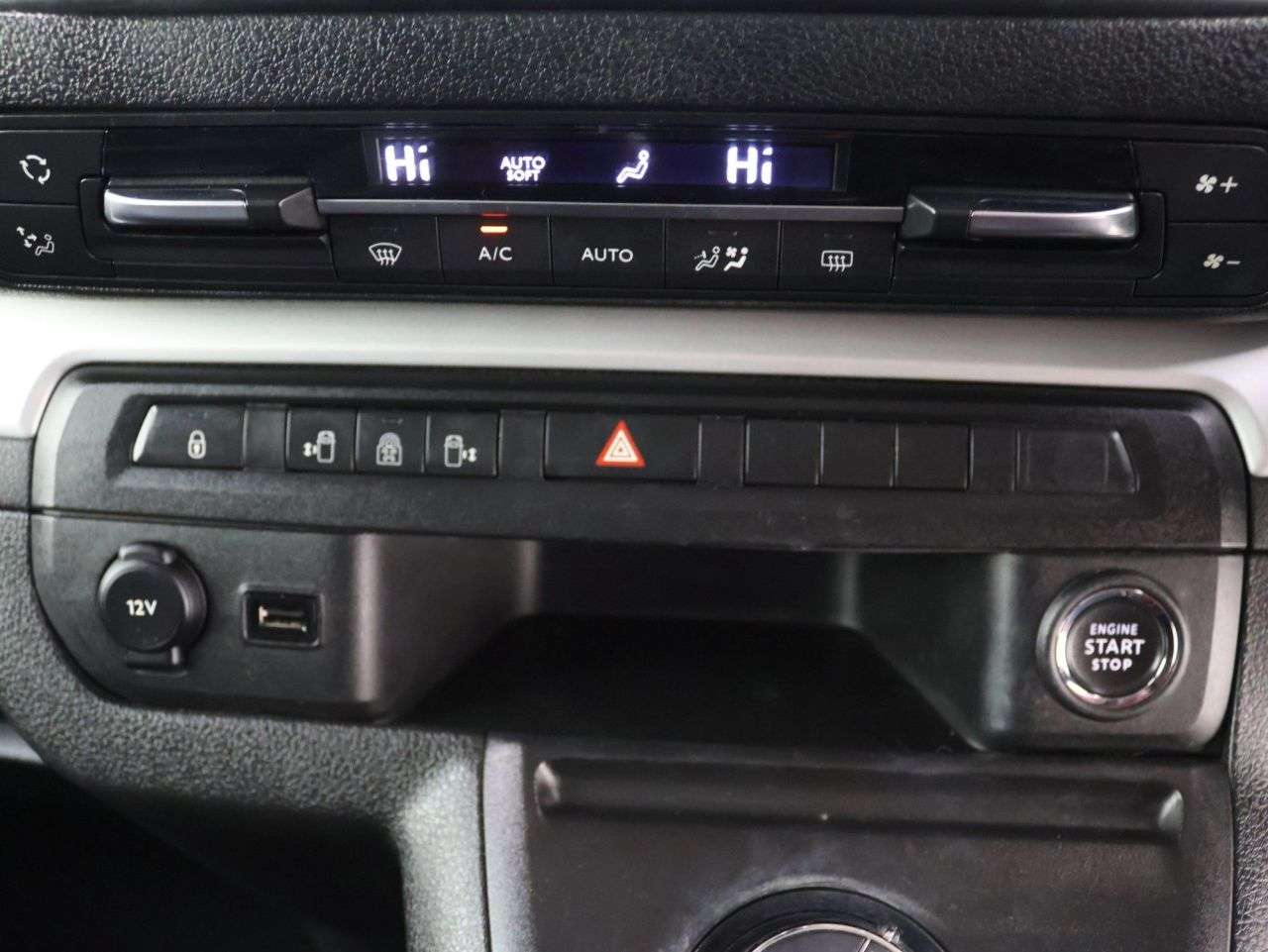 2019 PEUGEOT TRAVELLER 2019 PEUGEOT TRAVELLER