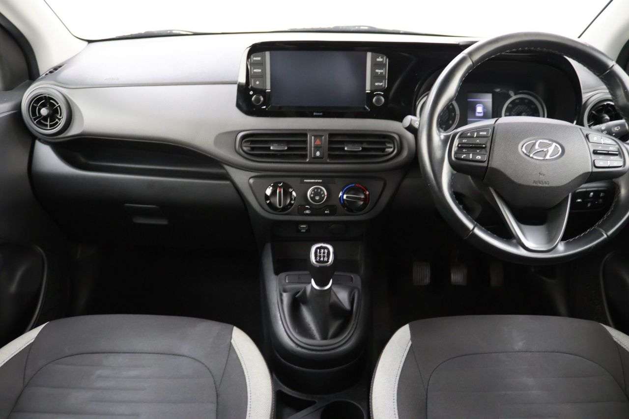 2022 HYUNDAI I10 2022 HYUNDAI I10