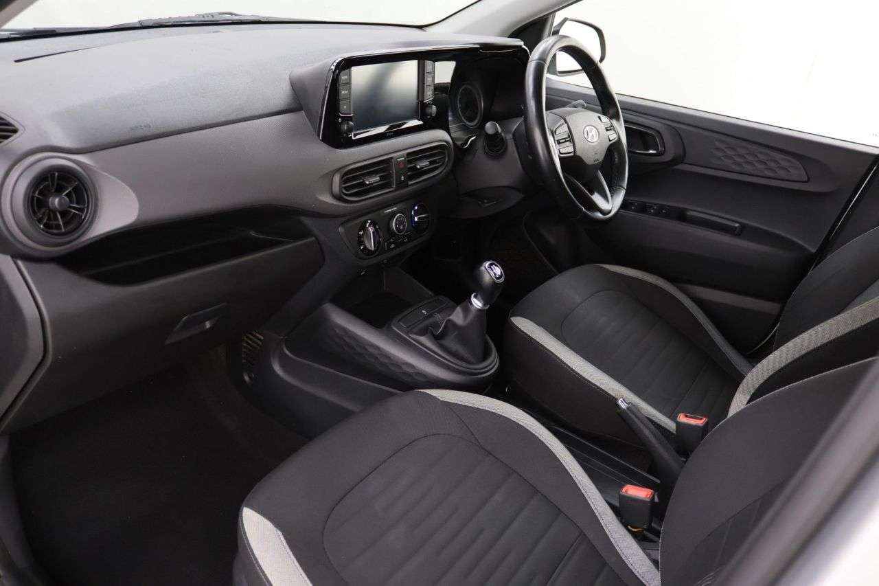 2022 HYUNDAI I10 2022 HYUNDAI I10