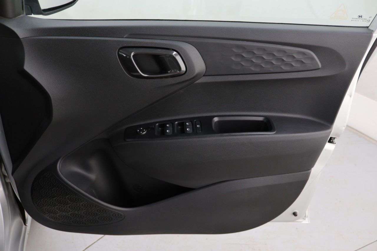 2022 HYUNDAI I10 2022 HYUNDAI I10