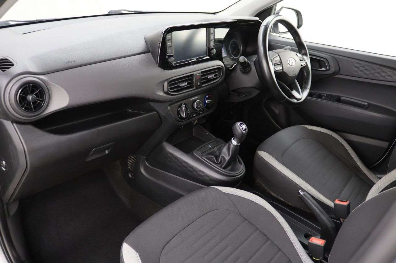 2022 HYUNDAI I10 2022 HYUNDAI I10