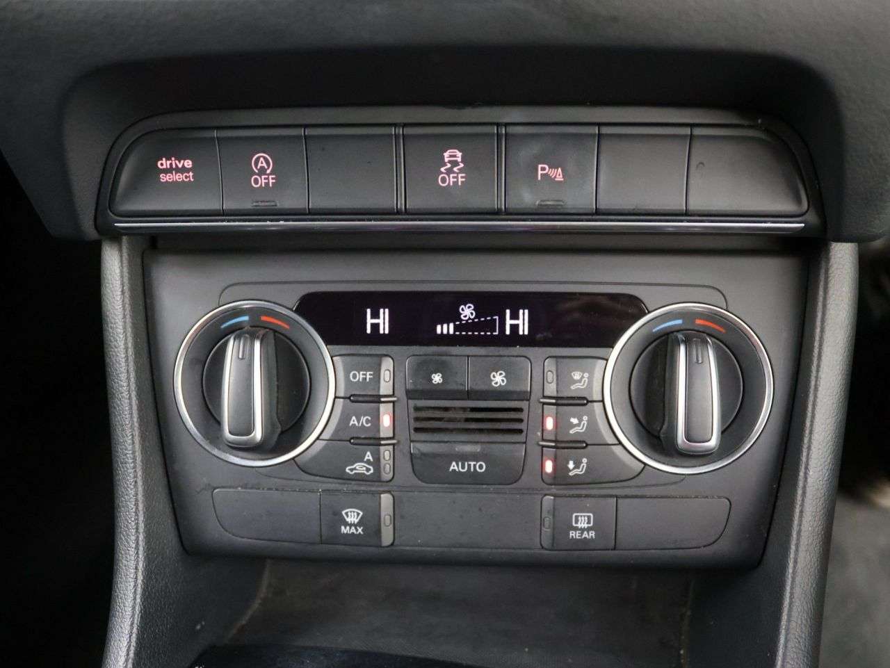 2017 AUDI Q3 2017 AUDI Q3