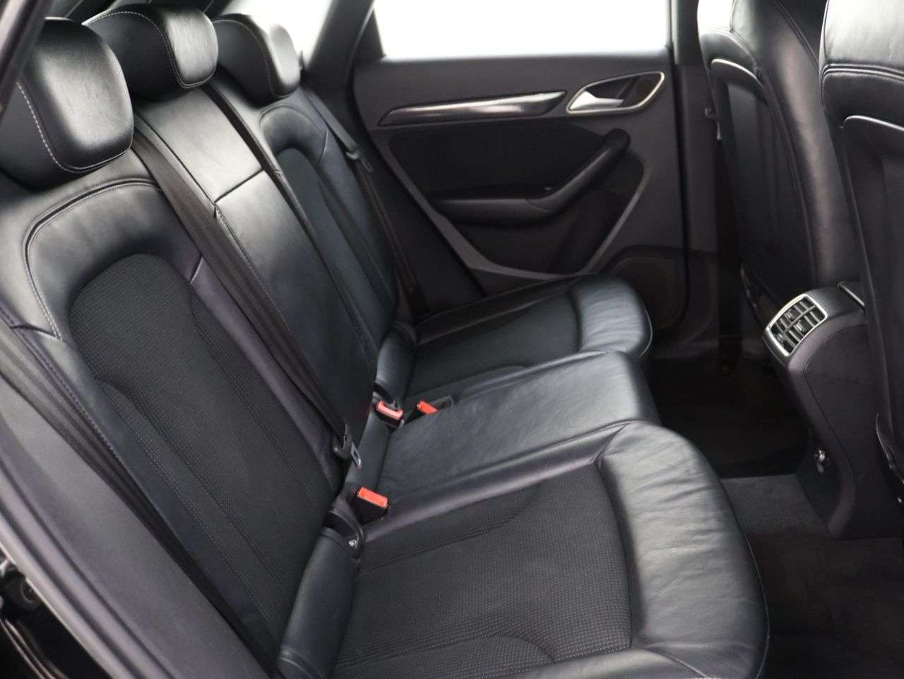 2017 AUDI Q3 2017 AUDI Q3