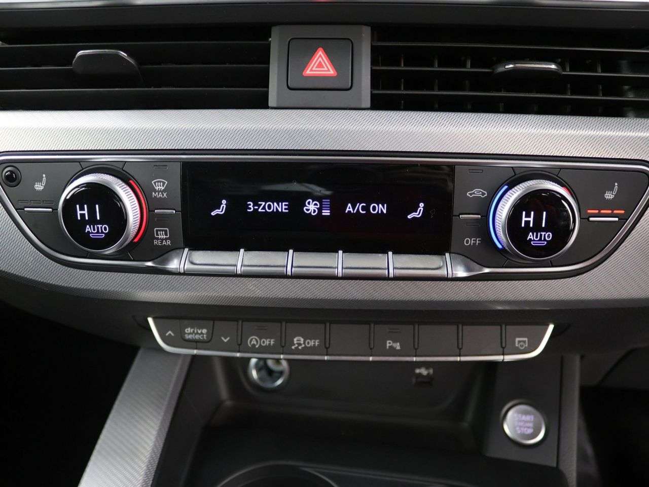 2022 AUDI A4 2022 AUDI A4