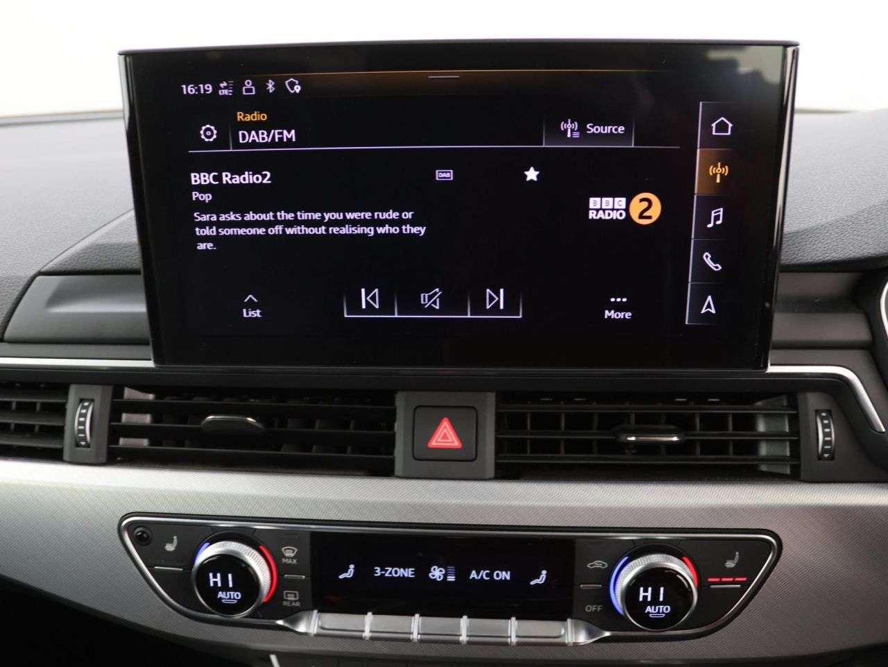 2022 AUDI A4 2022 AUDI A4