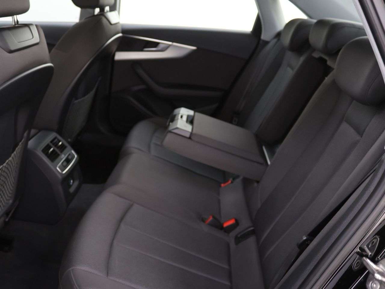 2022 AUDI A4 2022 AUDI A4