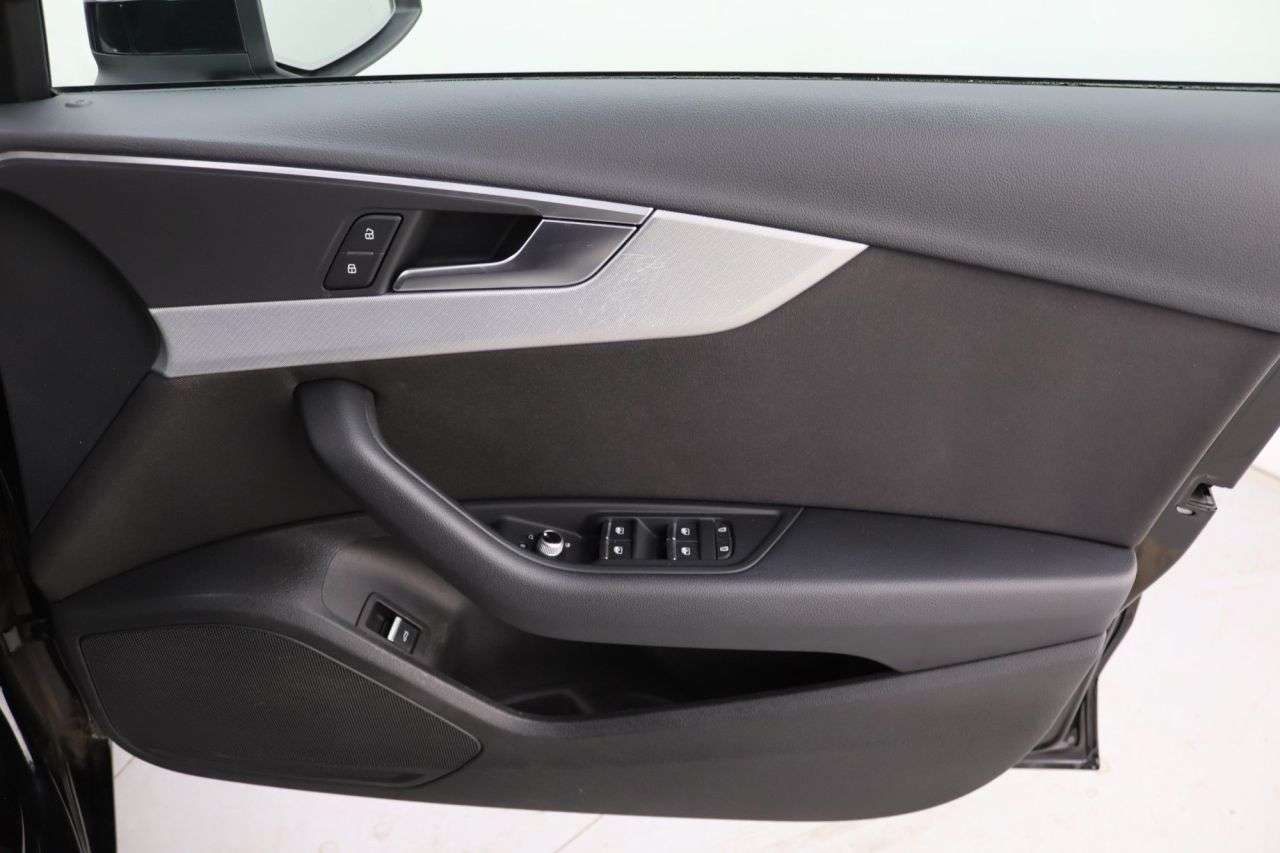 2022 AUDI A4 2022 AUDI A4