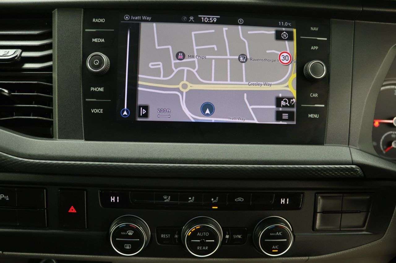 2022 VOLKSWAGEN TRANSPORTER SHUTTLE 2022 VOLKSWAGEN TRANSPORTER SHUTTLE