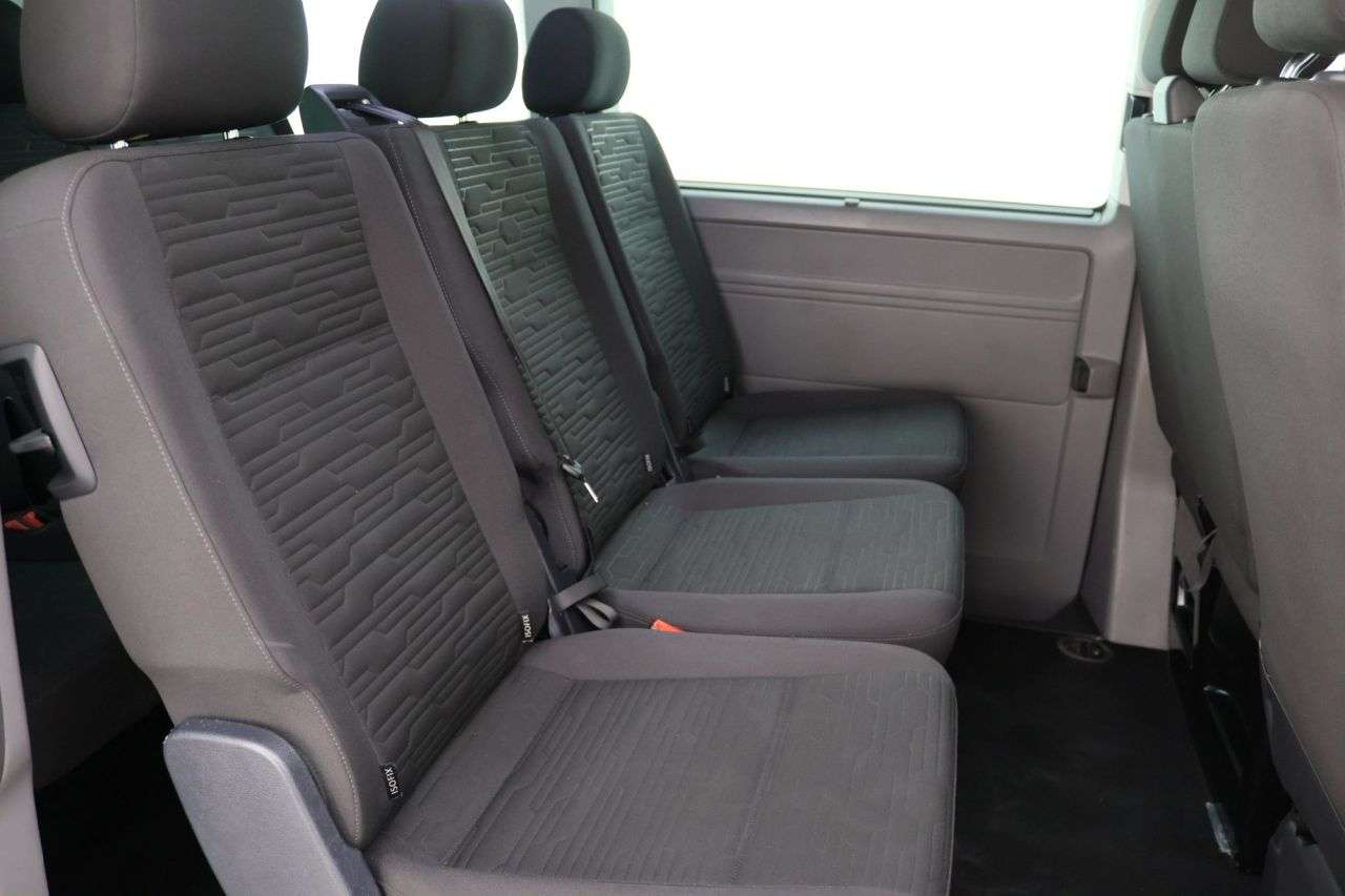 2022 VOLKSWAGEN TRANSPORTER SHUTTLE 2022 VOLKSWAGEN TRANSPORTER SHUTTLE