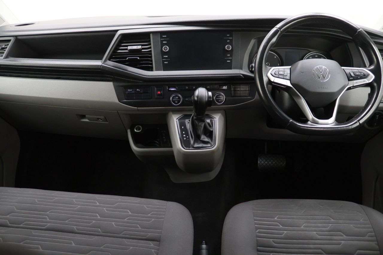 2022 VOLKSWAGEN TRANSPORTER SHUTTLE 2022 VOLKSWAGEN TRANSPORTER SHUTTLE