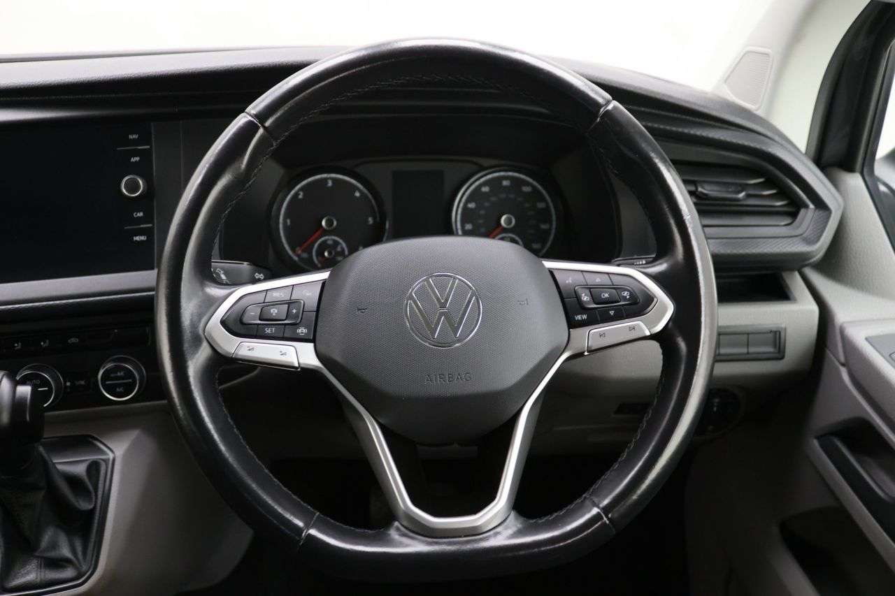 2022 VOLKSWAGEN TRANSPORTER SHUTTLE 2022 VOLKSWAGEN TRANSPORTER SHUTTLE