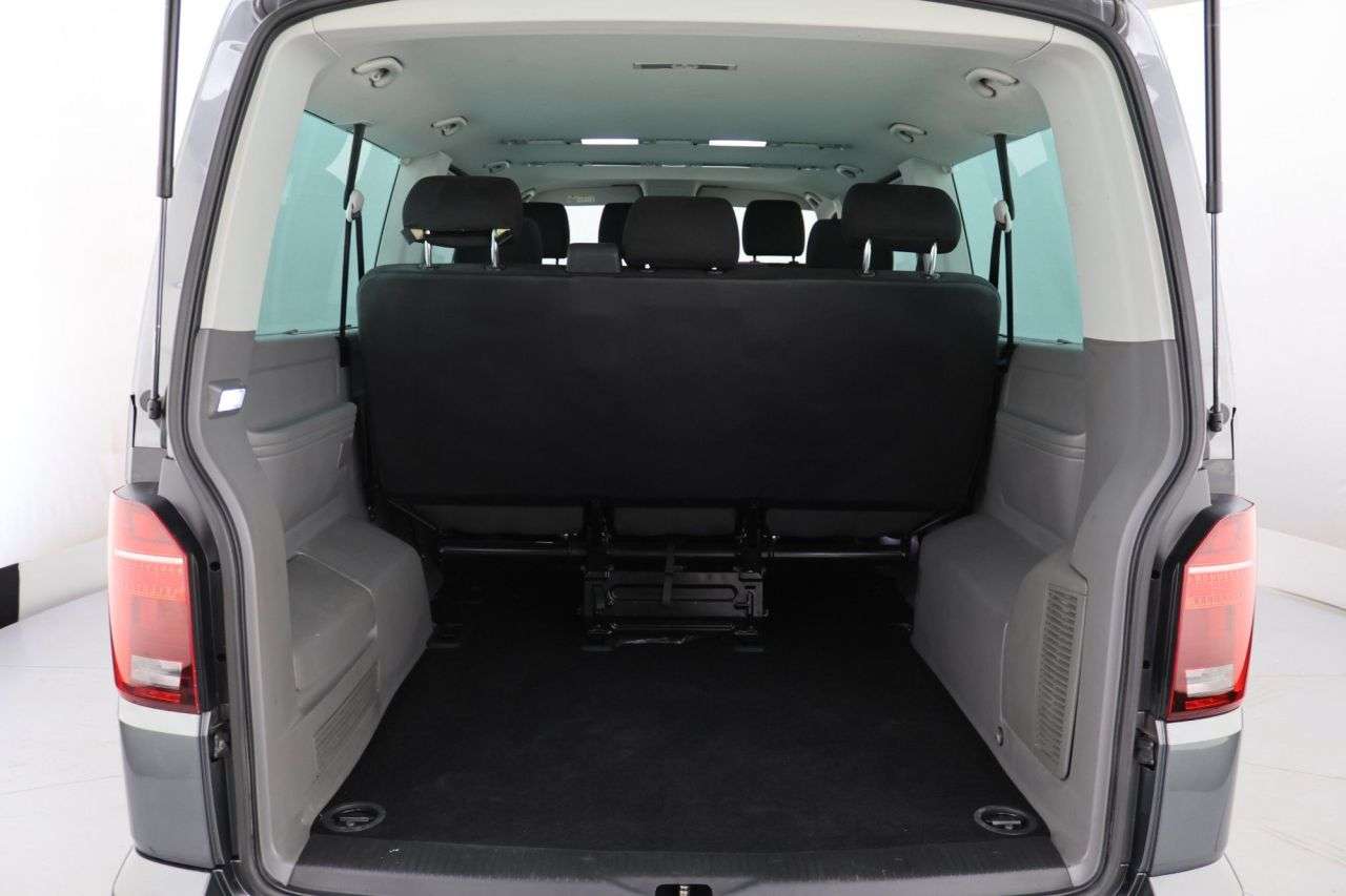 2022 VOLKSWAGEN TRANSPORTER SHUTTLE 2022 VOLKSWAGEN TRANSPORTER SHUTTLE