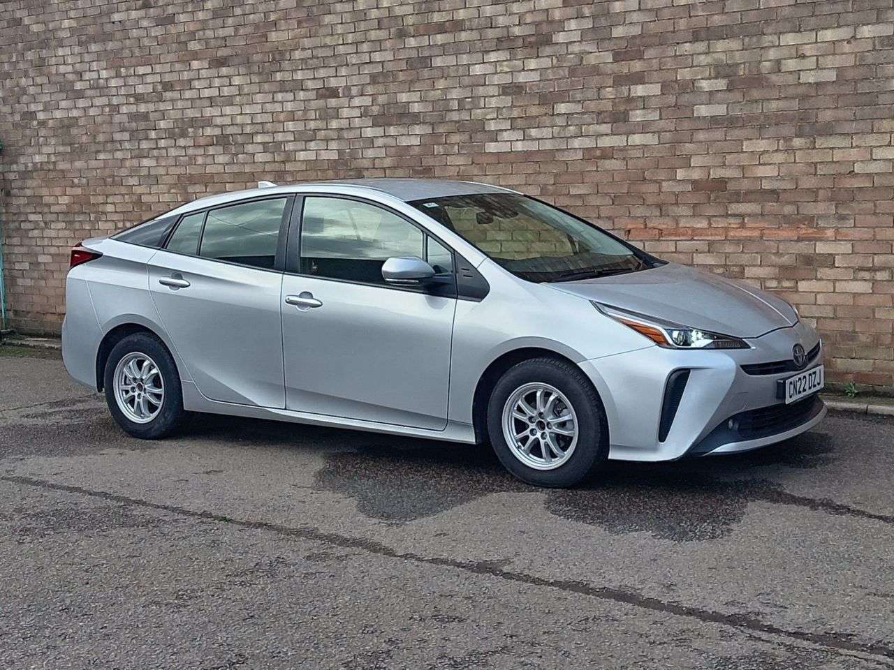 2022 TOYOTA PRIUS 2022 TOYOTA PRIUS