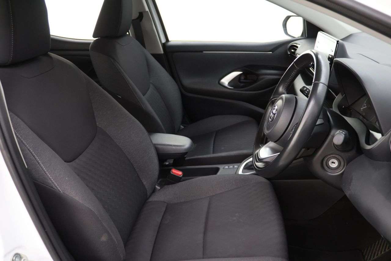 2021 TOYOTA YARIS 2021 TOYOTA YARIS